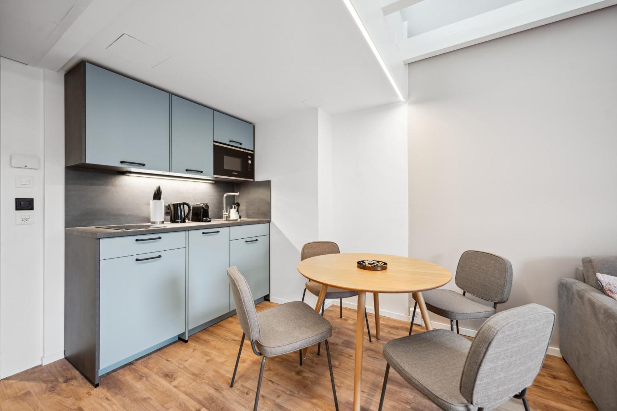 Limehome Basel Muenzgasse 객실 사진