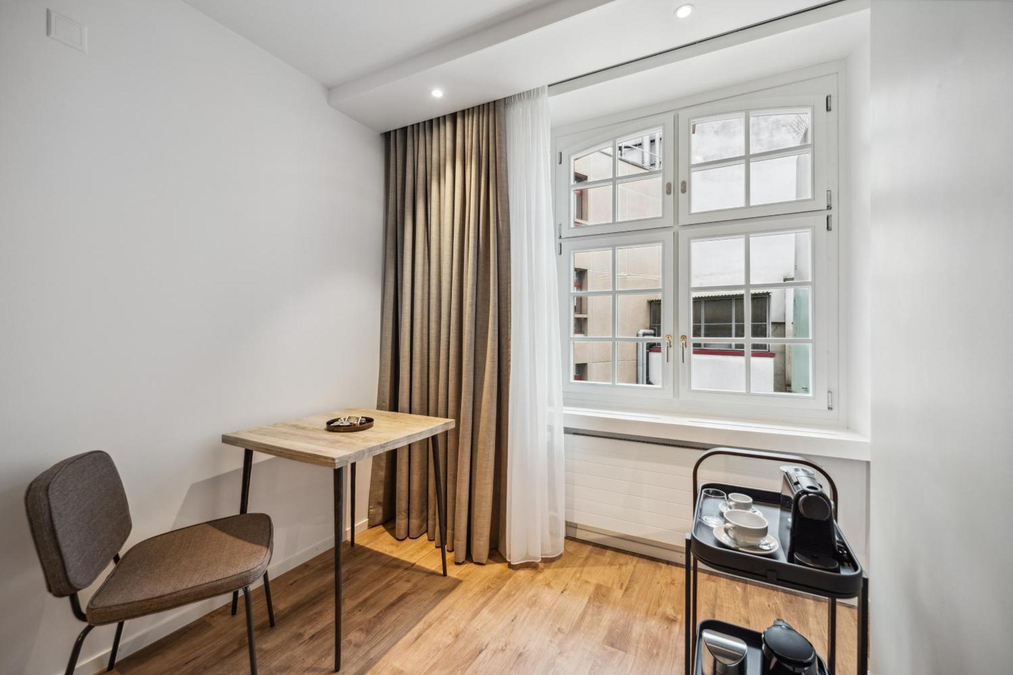Limehome Basel Muenzgasse 객실 사진